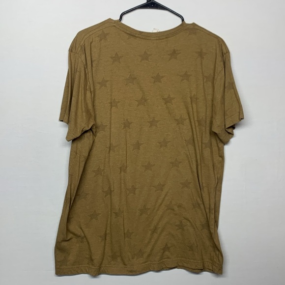 Small Town Mama T-shirt - Picture 6 of 6